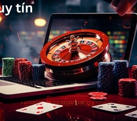 BITWIZ Sự khác biệt giữa chơi Poker online và thực tế